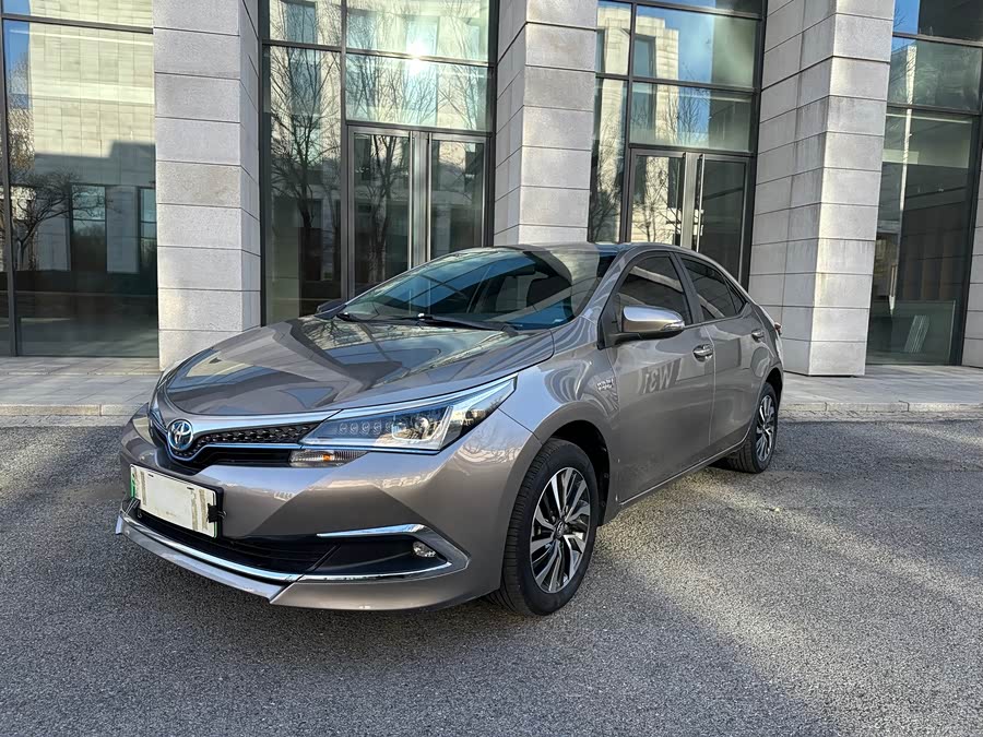 Toyota Corolla Hybird E+ 2022 immagine di auto #2