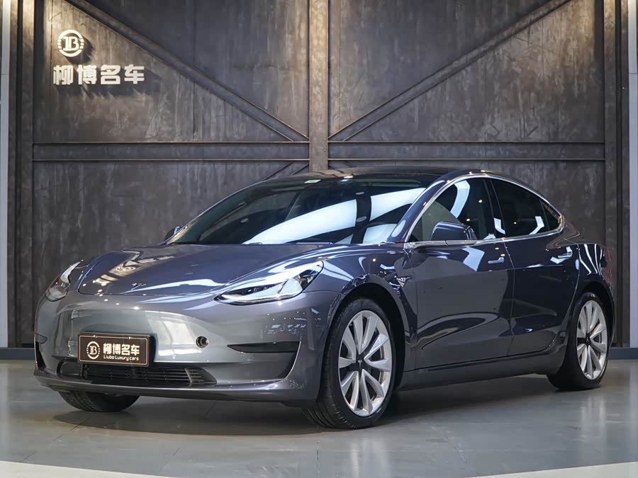 Tesla Model 3 2020 car image #2