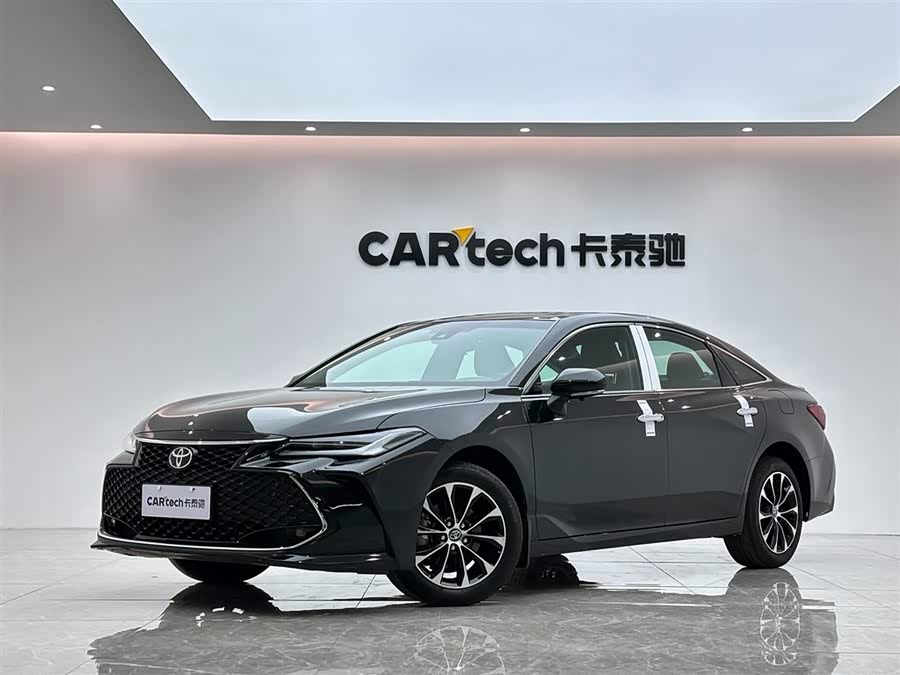 Toyota Avalon 2024 car image #2