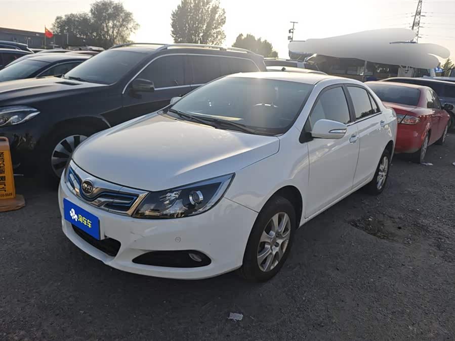 BYD e5 2017 #2 BYD e5 2017 car image #2