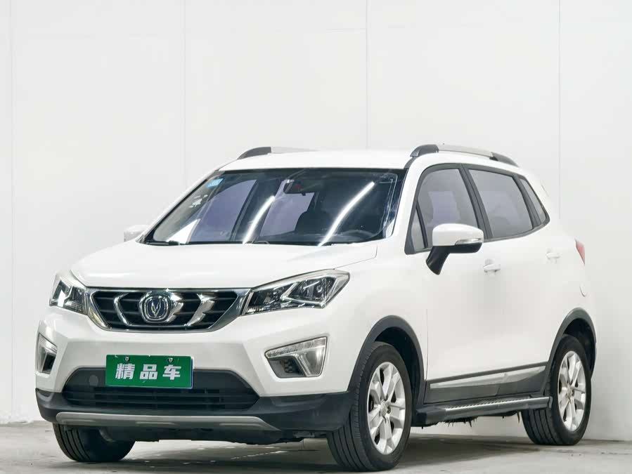 Changan CS15 2016 car image #2