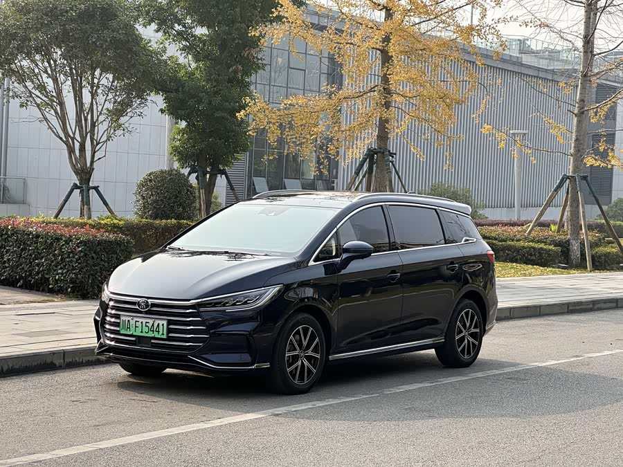 BYD Song MAX New Energy 2022 car image #2