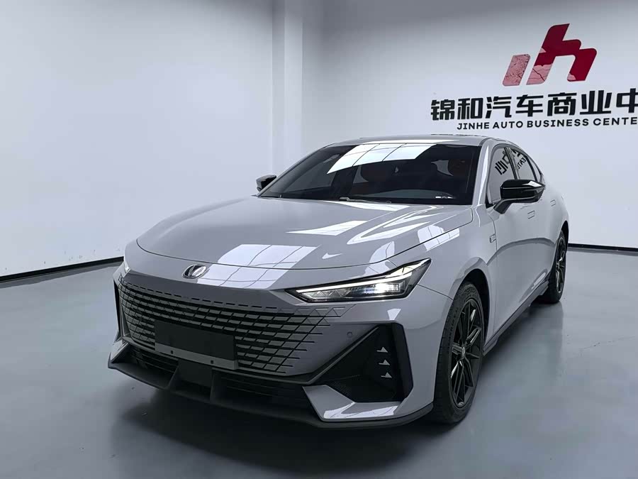 Changan UNI-V iDD 2023 #2 Changan UNI-V iDD 2023 imagen de coche #2