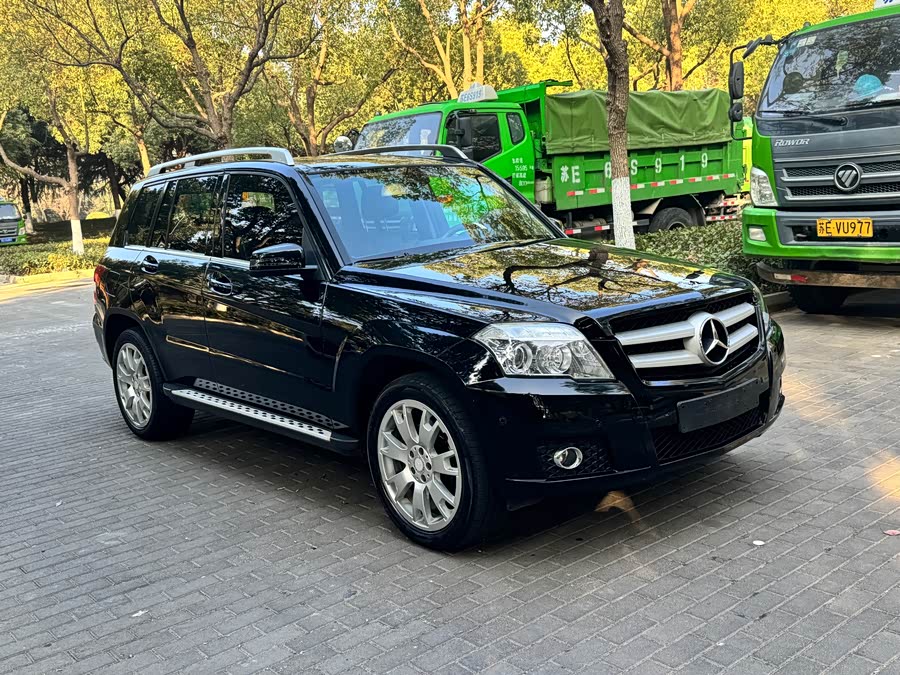 Mercedes-Benz GLK Class (Imported) 2011 car image #2