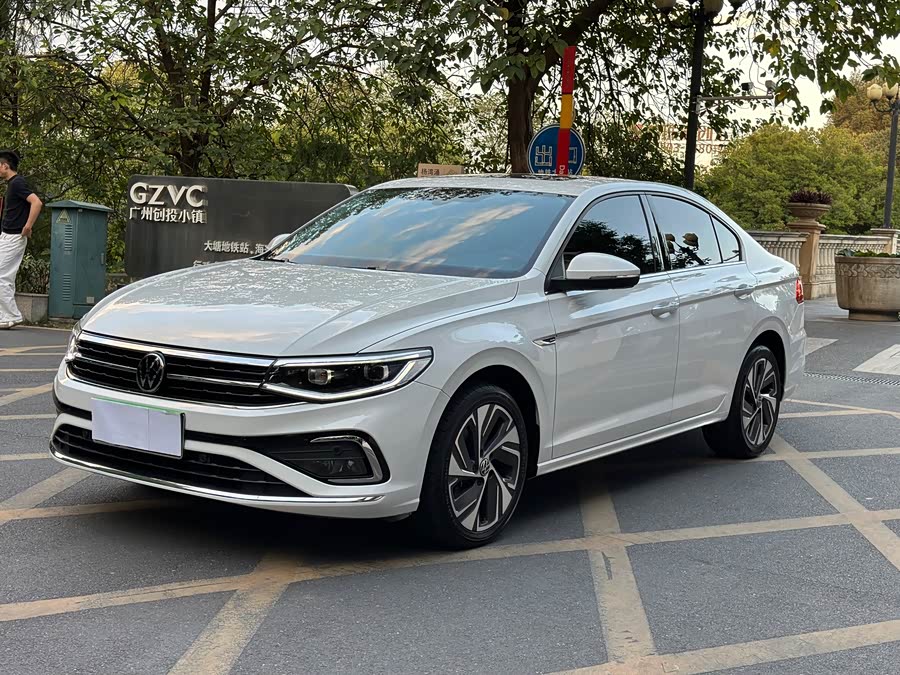 Volkswagen Bora 2023 car image #2
