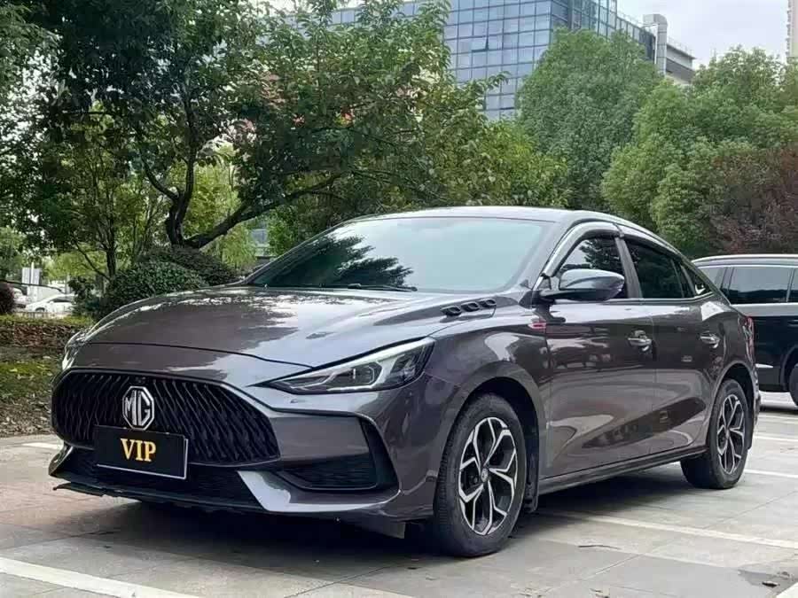 MG 5 Scorpio 2022 car image #2