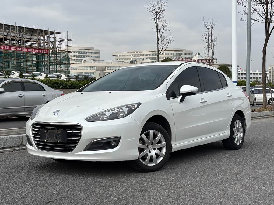 Peugeot 308 2017 car image #2