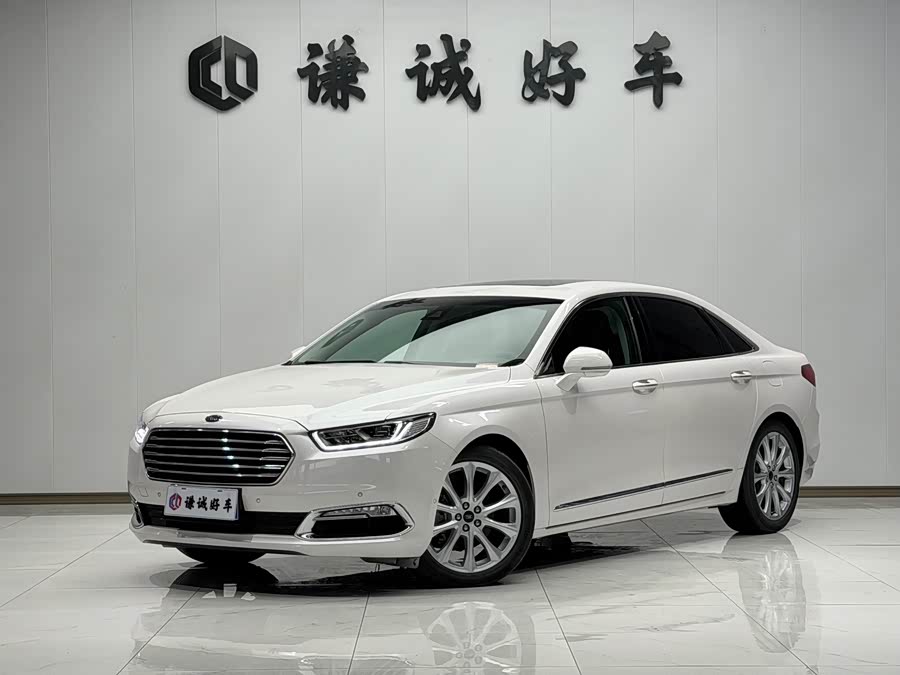 Ford Taurus 2017 car image #2