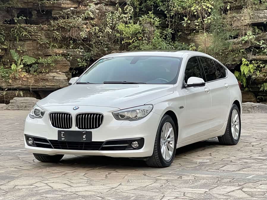 BMW 5 Series GT 2016 صورة سيارة #2