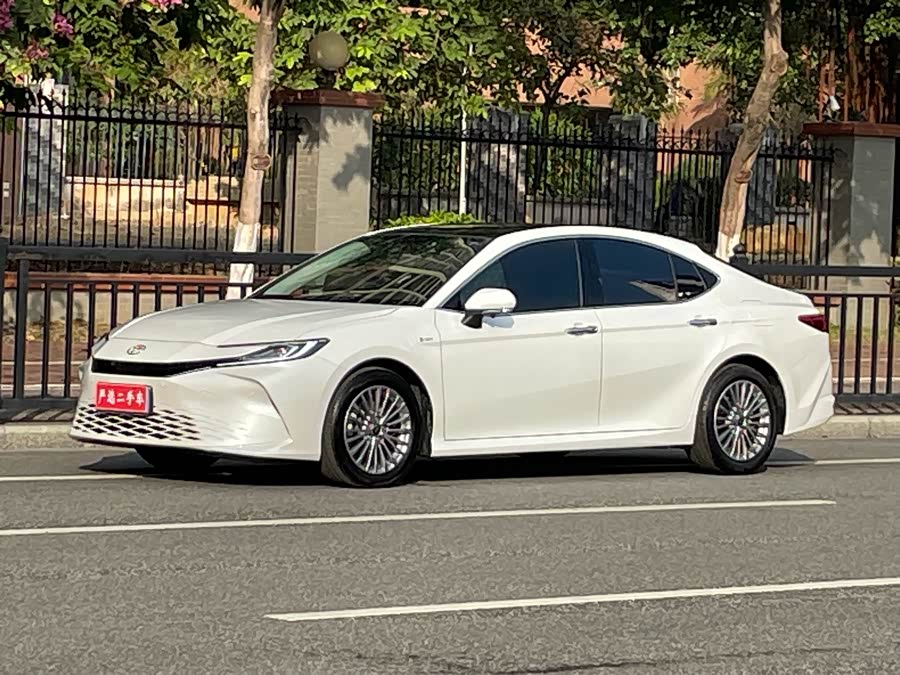 Toyota C3R 2025 car image #2
