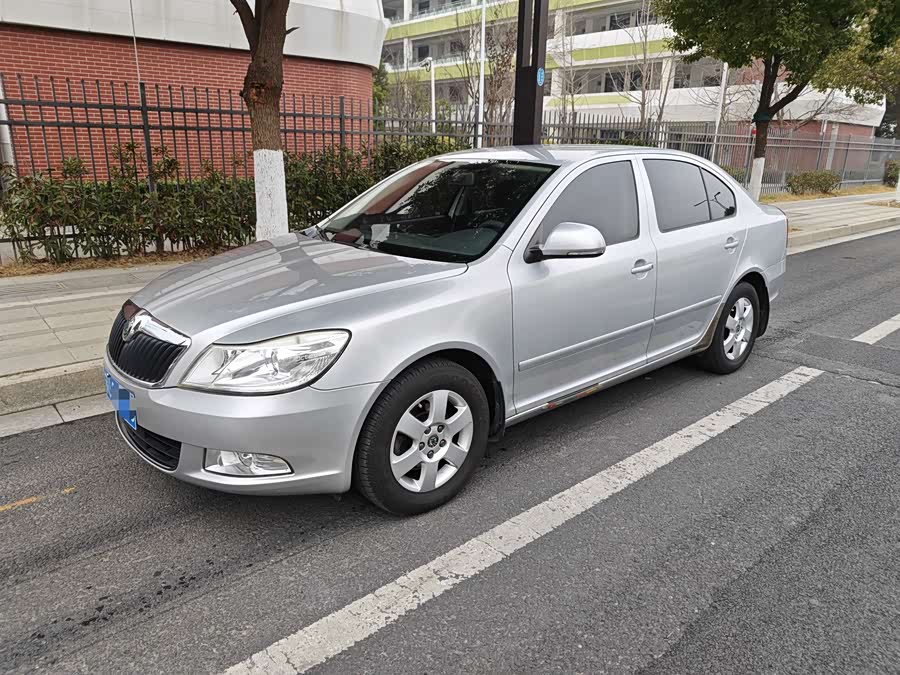 Skoda Octavia 2013 #2 Skoda Octavia 2013 car image #2