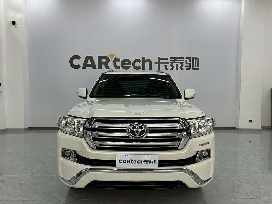 Toyota Land Cruiser 2019 #2 Toyota Land Cruiser 2019 car image #2