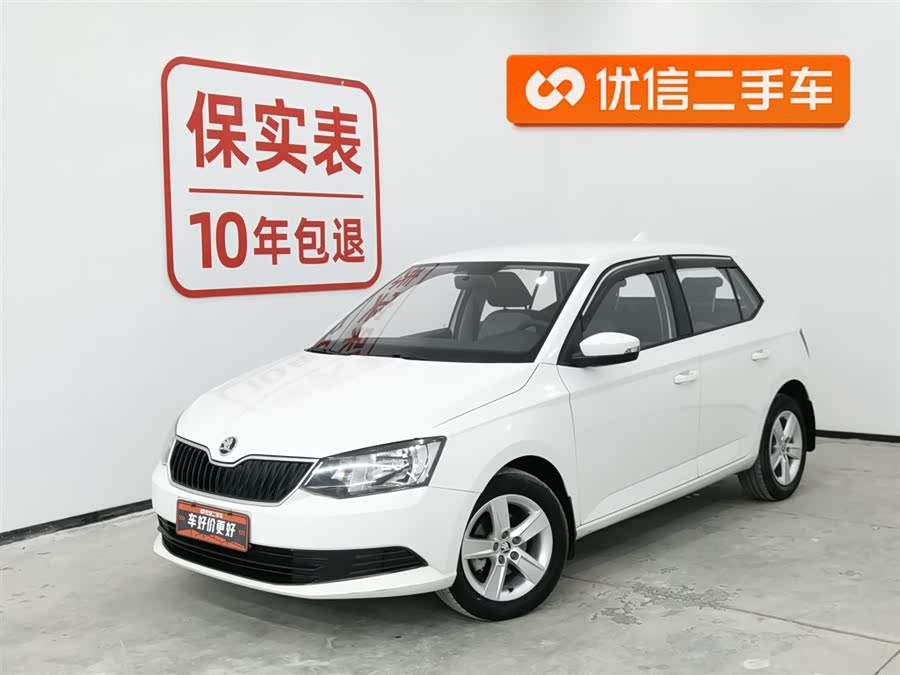 Skoda Fabia 2019 car image #2