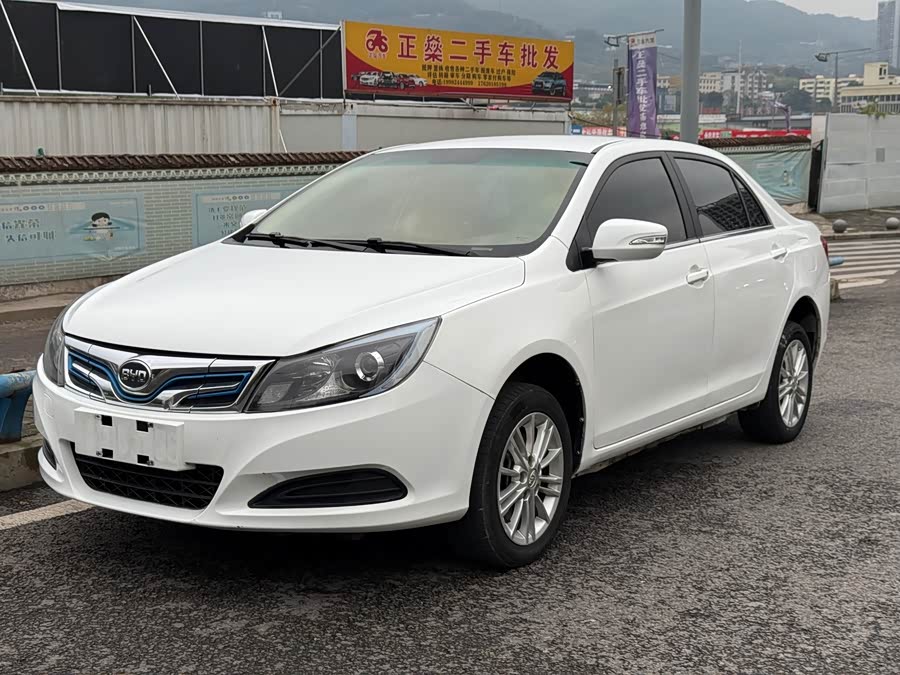 BYD e5 2019 #2 BYD e5 2019 car image #2