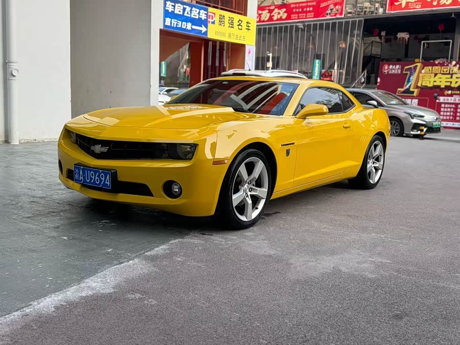 Chevrolet Camaro 2011 car image #2