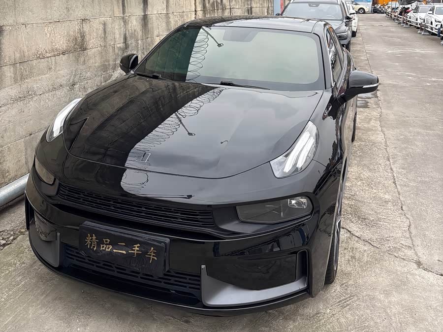Lynk & Co 03 2019 car image #2