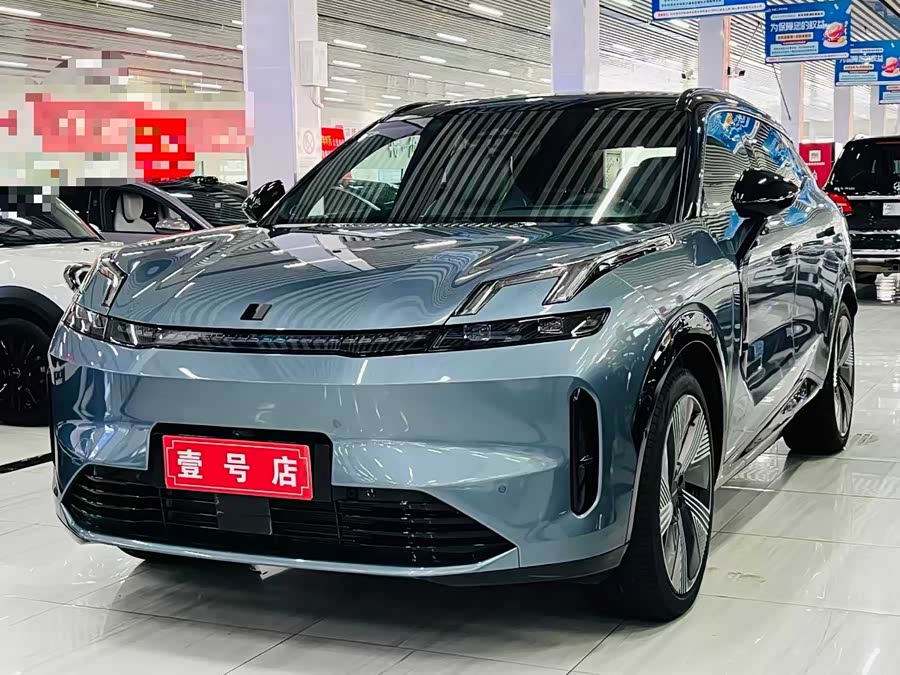 Lynk & Co 08 EM-P 2024 #2 Lynk & Co 08 EM-P 2024 car image #2