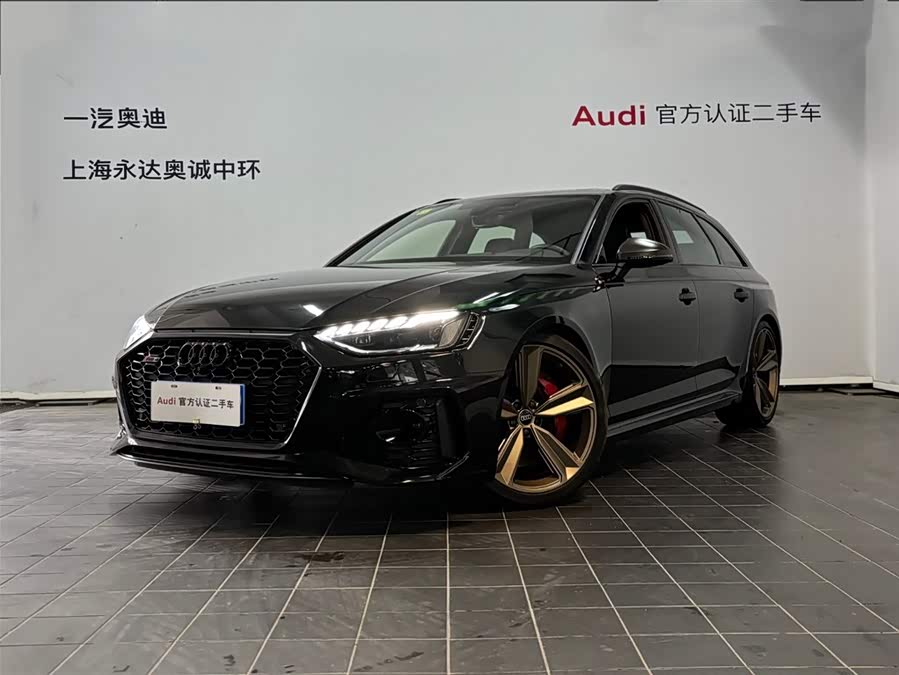 Audi RS 4 2023 immagine di auto #2