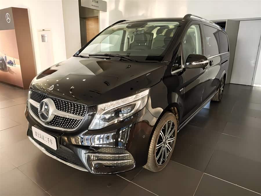 Mercedes-Benz V Class 2022 immagine di auto #2