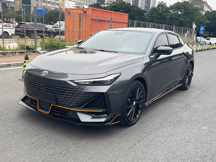 Changan UNI-V 2022 car image #2