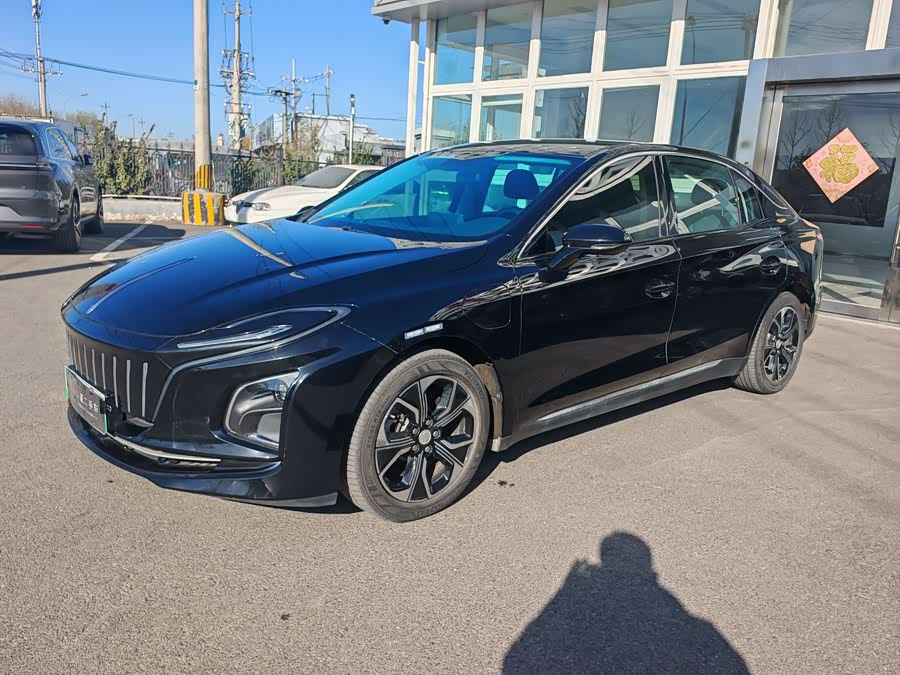 HongQi E-QM5 2022 car image #2