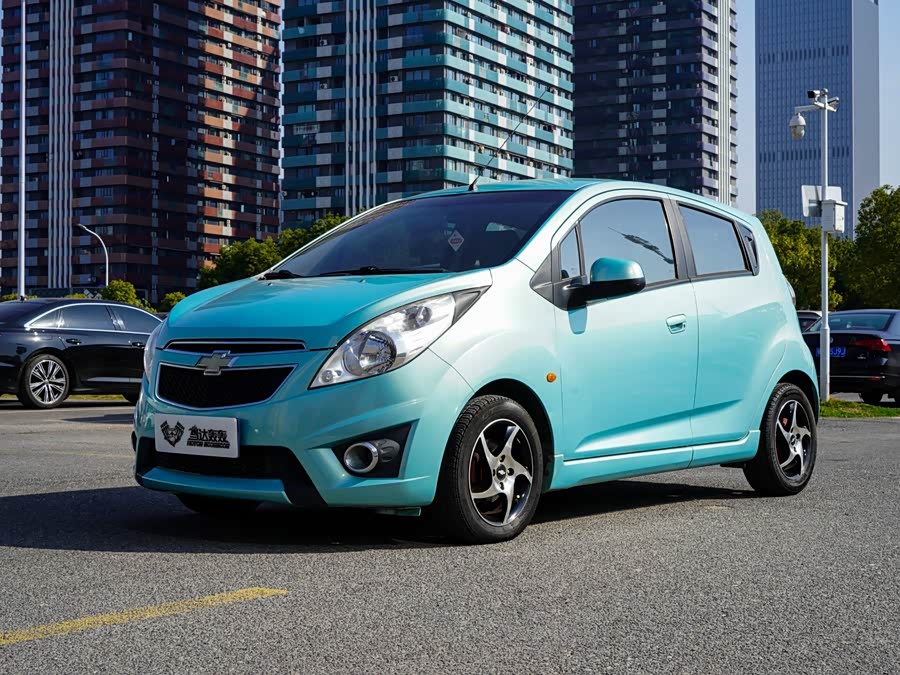Chevrolet Spark 2010 car image #2