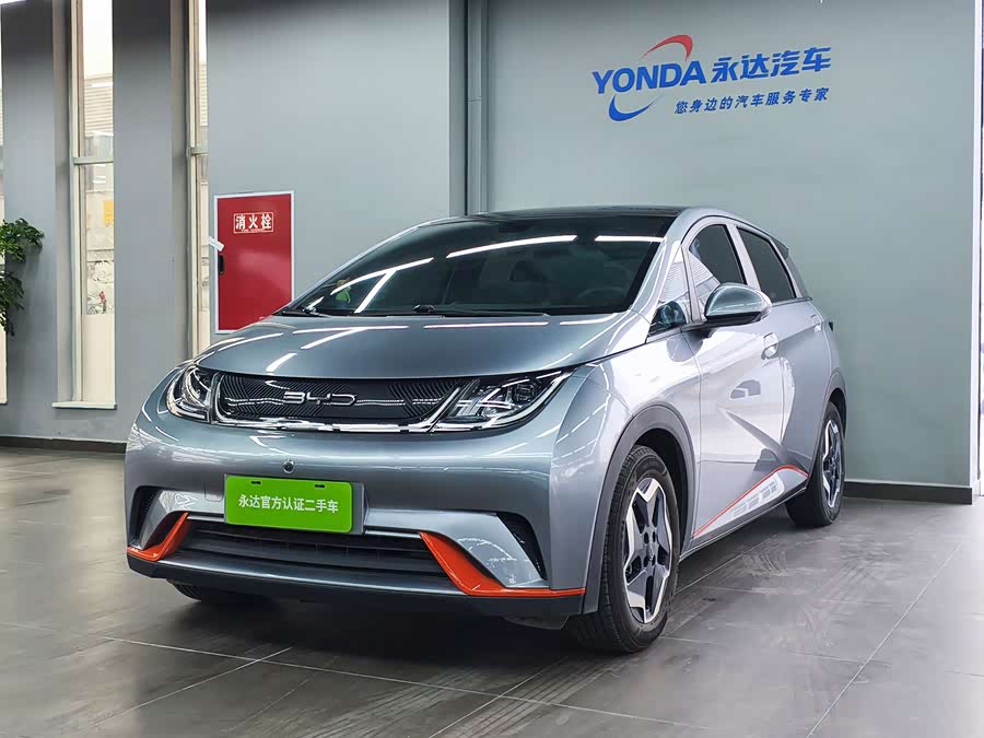 BYD Dolphin 2022 car image #2