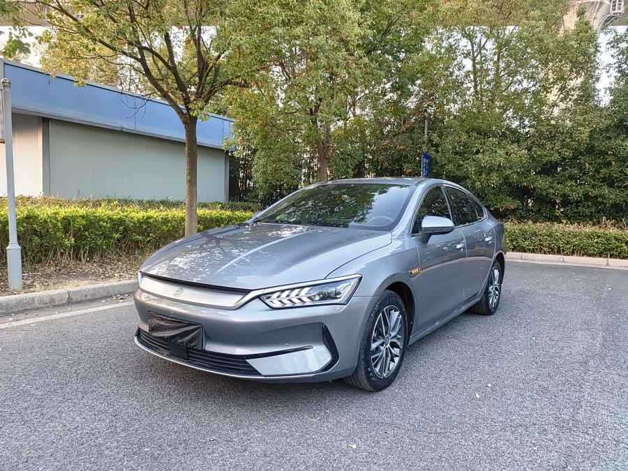 BYD Qin Plus 2023 صورة سيارة #2