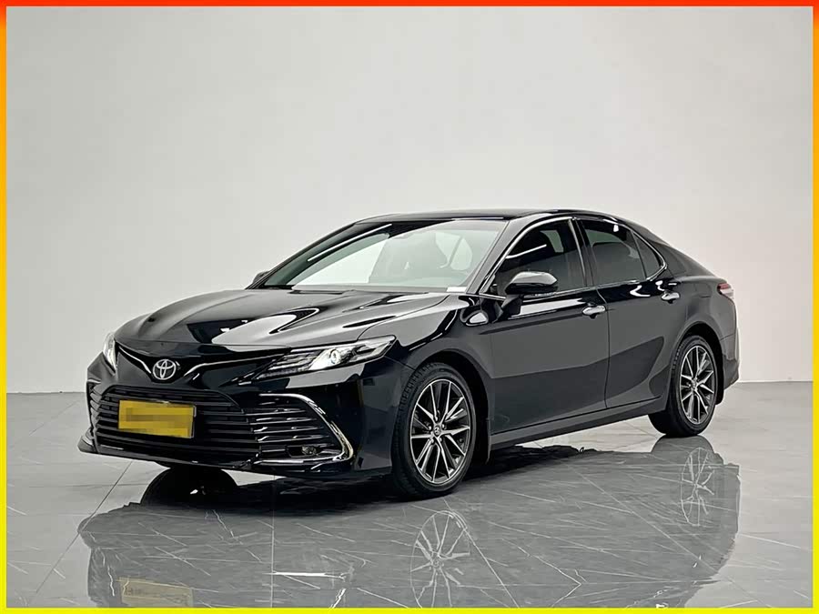 Toyota Camry 2021 car image #2