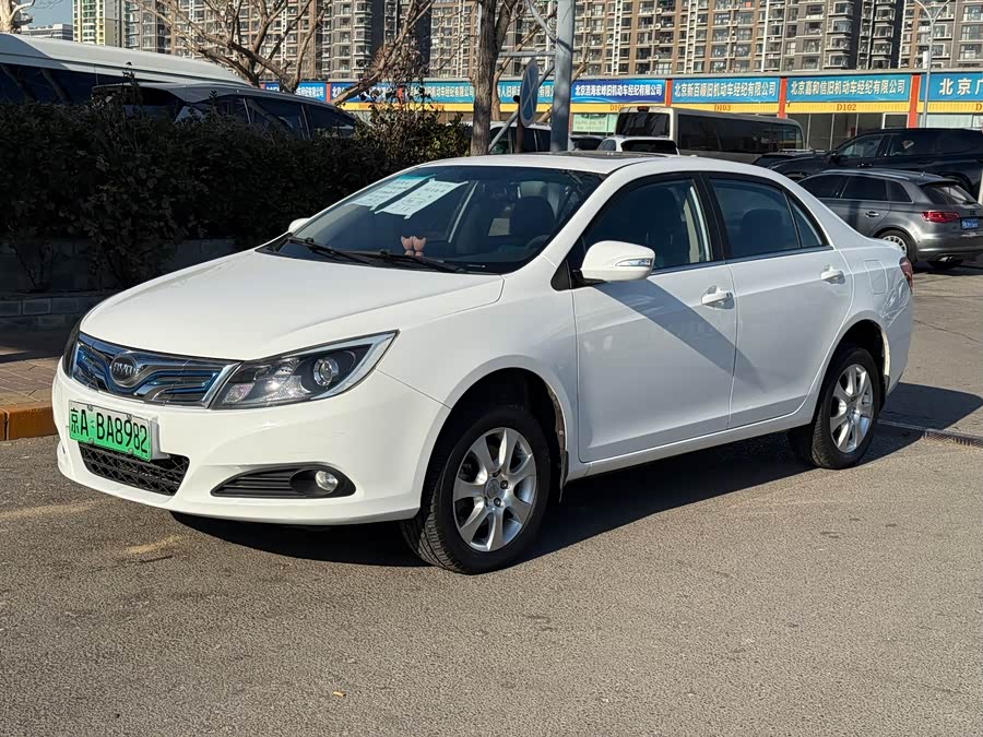 BYD e5 2016 #2 BYD e5 2016 car image #2