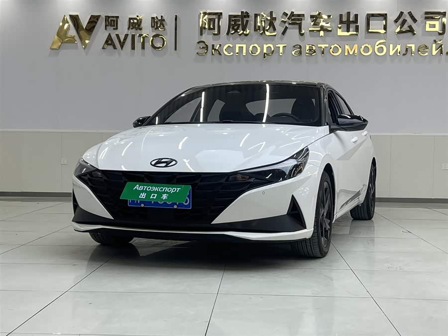 Hyundai Elantra 2022 car image #2