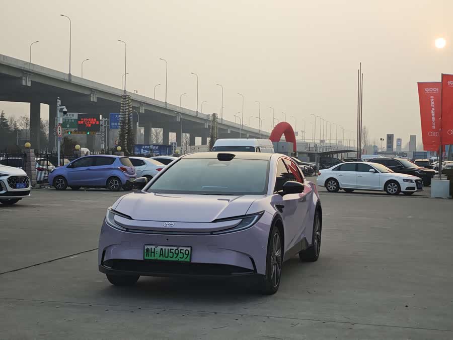 Toyota bZ5 2025 #2 Toyota bZ5 2025 car image #2