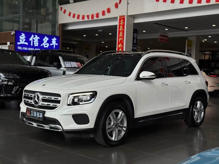 Mercedes-Benz GLB Class 2022 car image #2