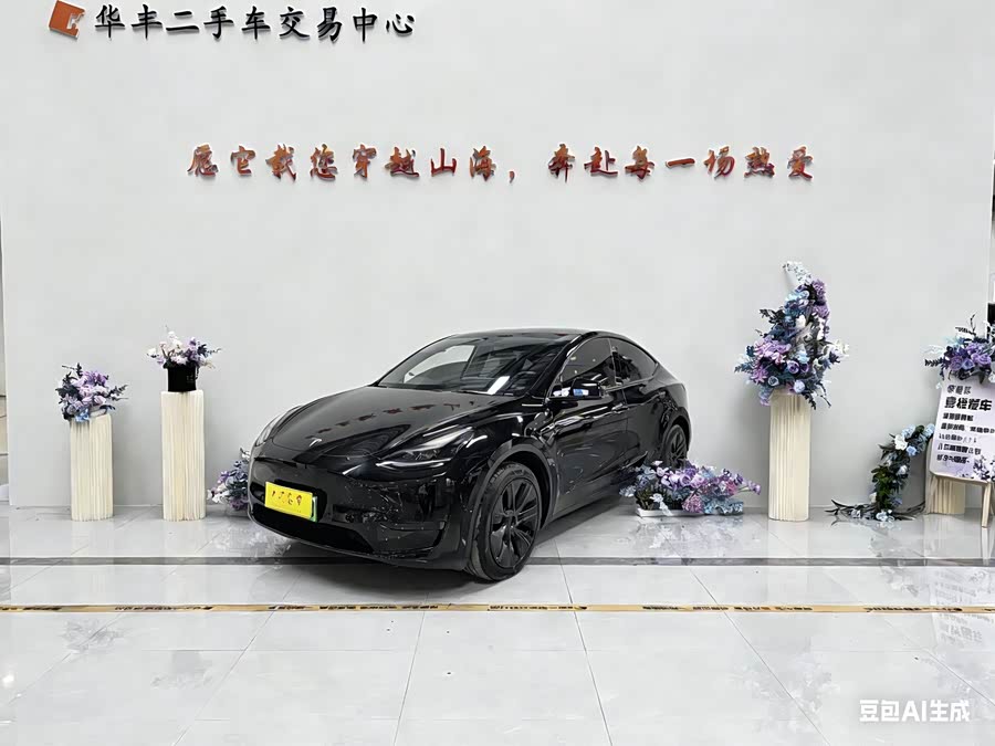 Tesla Model Y 2023 car image #2
