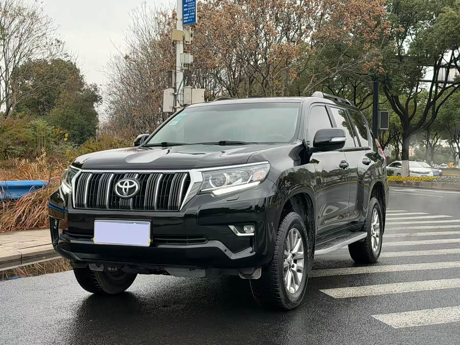 Toyota Land Cruiser Prado 2019 #2 Toyota Land Cruiser Prado 2019 car image #2