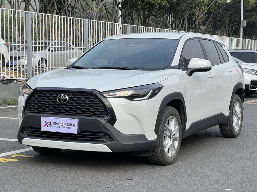 Toyota Corolla Cross 2023 immagine di auto #2