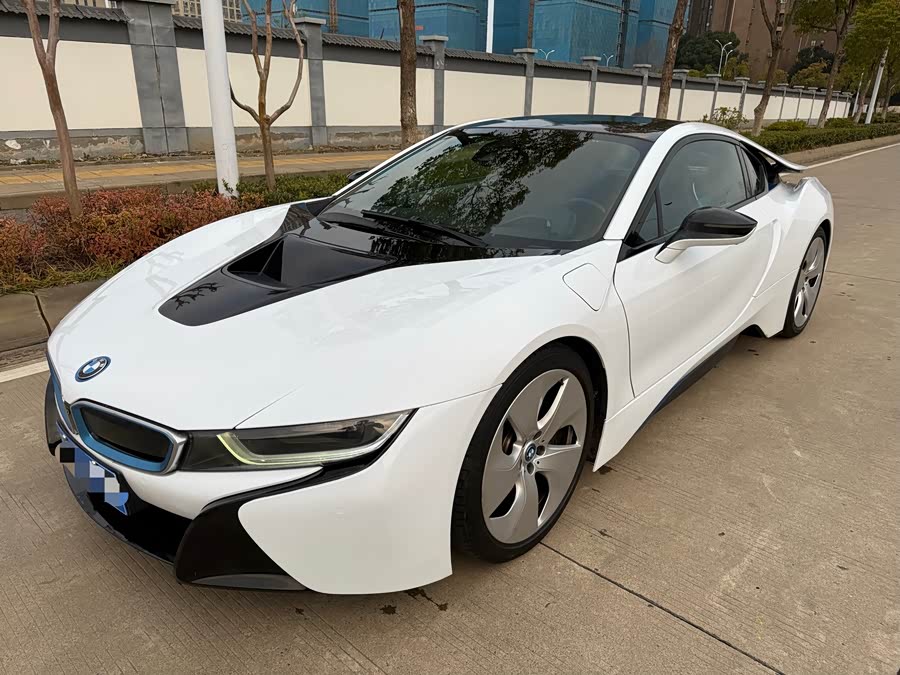 BMW i8 2016 car image #2