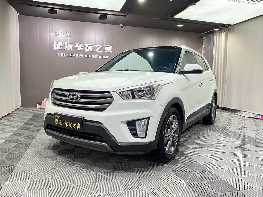 Hyundai ix25 2016 #2 Hyundai ix25 2016 car image #2