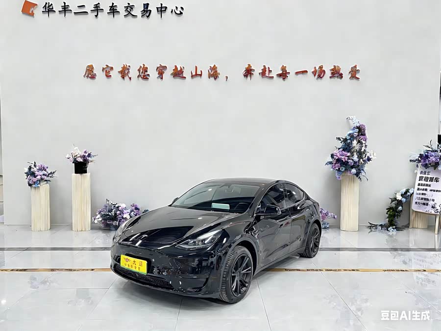 Tesla Model Y 2022 car image #2