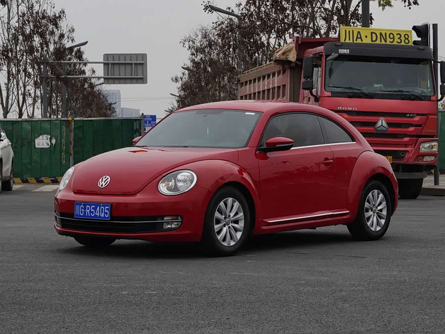 Volkswagen Beetle 2013 immagine di auto #2