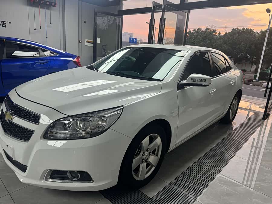 Chevrolet Malibu 2014 car image #2