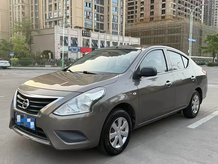 Nissan Sunny 2015 car image #2