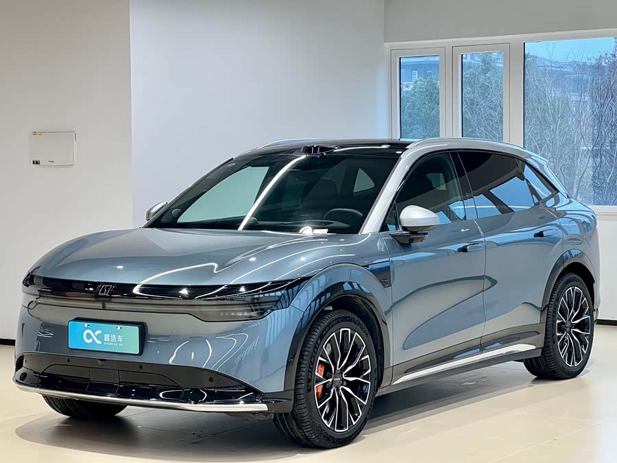 Zeekr 7X 2024 car image #2