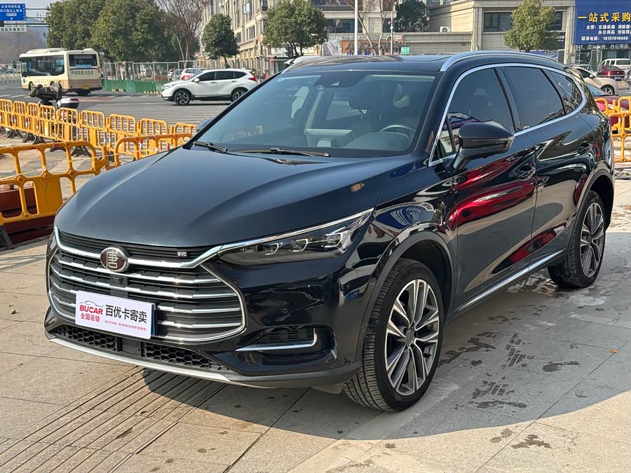 BYD Tang 2019 car image #2