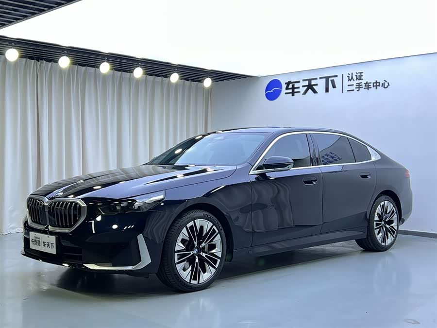 BMW 5 Series 2025 image de voiture #2