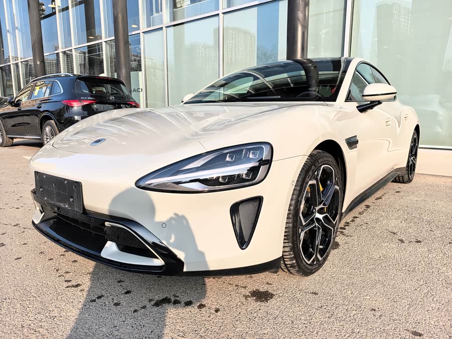 MI SU7 2024 image de voiture #2