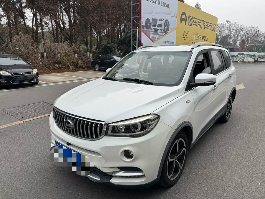 SWM X7 2018 imagem de carro #2