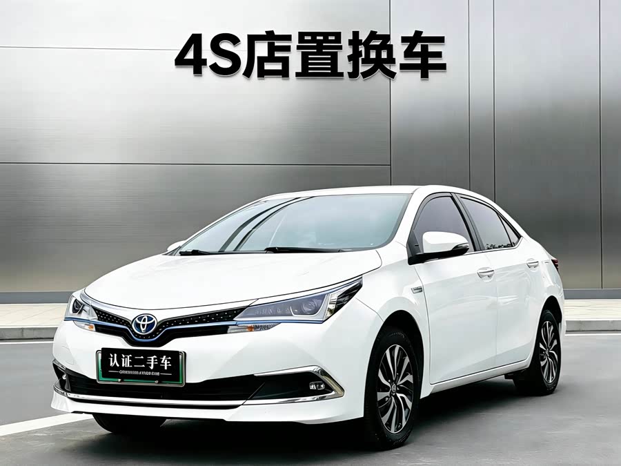 2019 car image #2