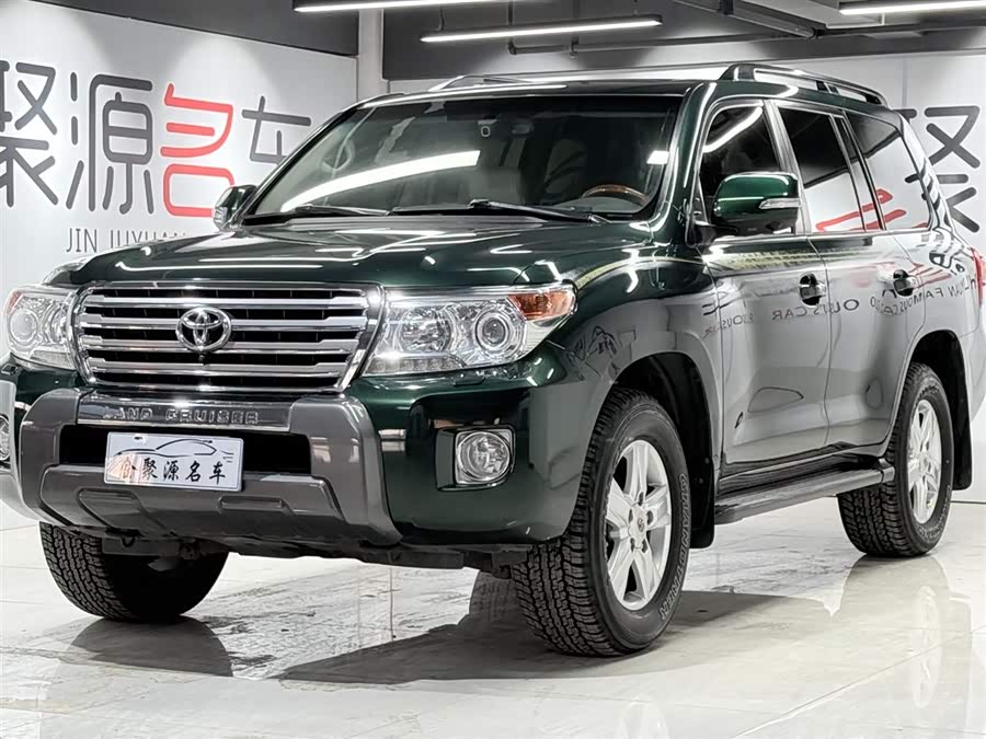 Toyota Land Cruiser 2014 car image #2