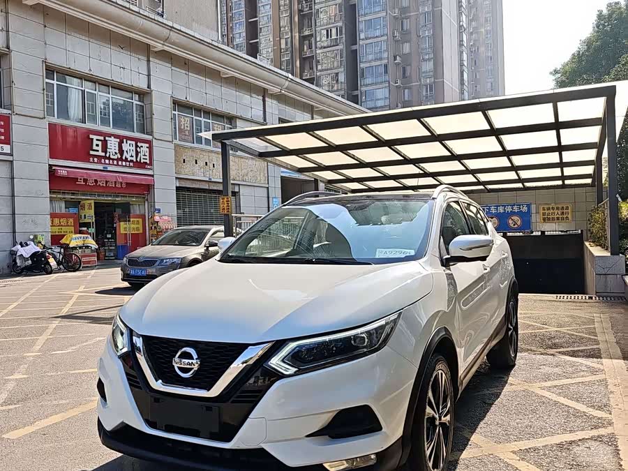 Nissan Qashqai 2016 car image #2